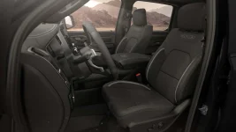 2025-ram-1500-rho-interior 15 (L1).webp